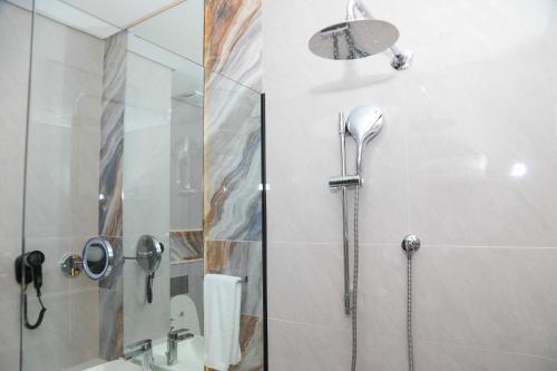 the encore hotel nakuru