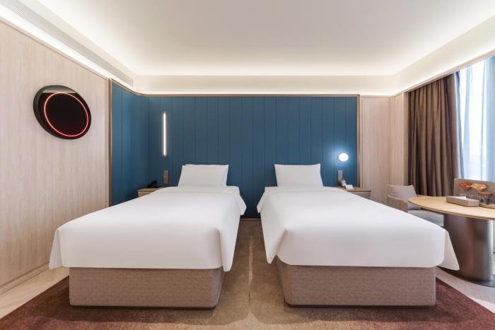 crystal orange hotel pudong airport
