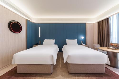 crystal orange hotel pudong airport