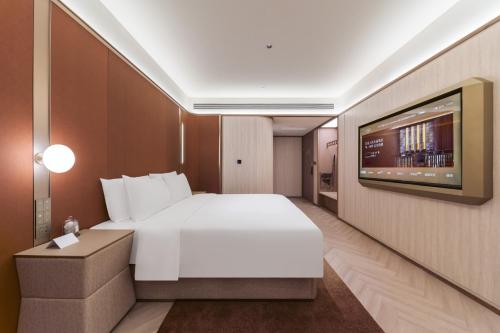 crystal orange hotel pudong airport