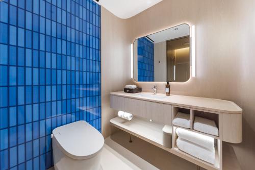 crystal orange hotel pudong airport
