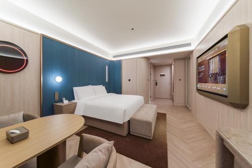 crystal orange hotel pudong airport