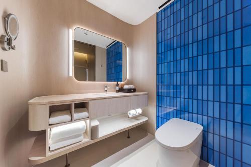 crystal orange hotel pudong airport