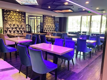 crystal orange hotel shanghai chuansha