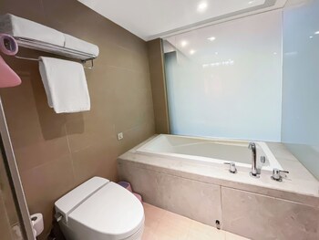 crystal orange hotel shanghai chuansha
