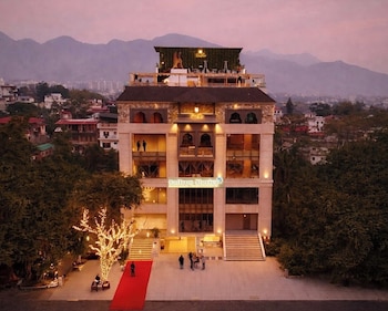 saffron stories boutique hotels