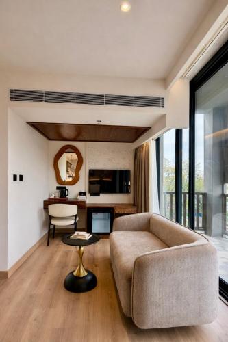 saffron stories boutique hotels