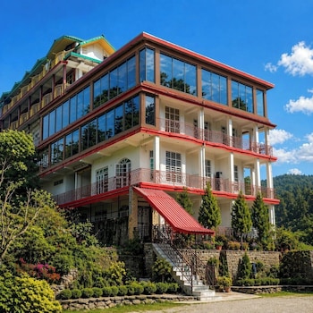 Brothers Hotel & Restaurant,,3 star