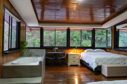 hotel casa coyota
