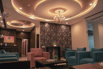 the sea valley azure gurugram