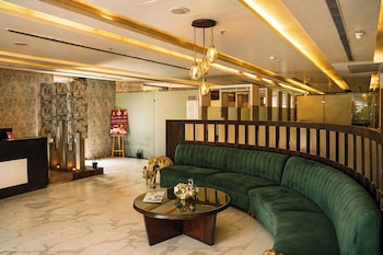 the sea valley azure gurugram