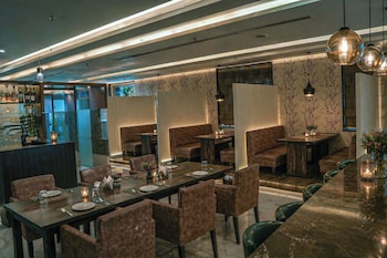 the sea valley azure gurugram