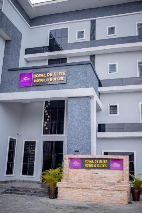 royal de elite hotel