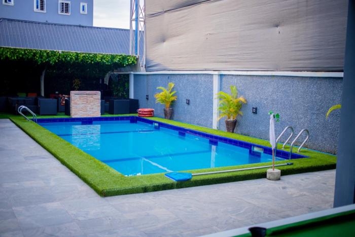 royal de elite hotel