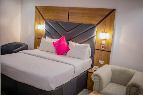 royal de elite hotel