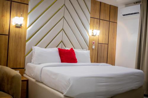 royal de elite hotel