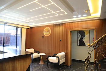victoria plus hotel and suites