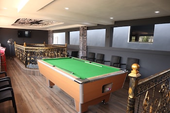victoria plus hotel and suites