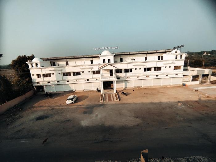 hotel heritage palace