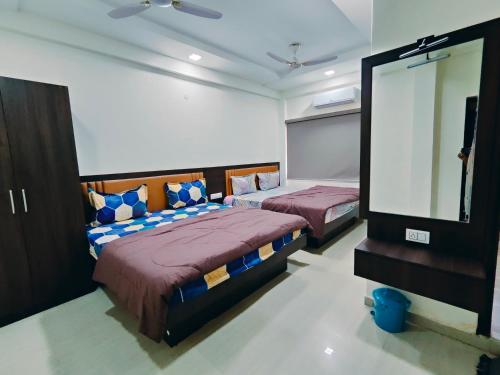 hotel heritage palace