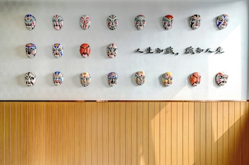 happy dragon saga hotel