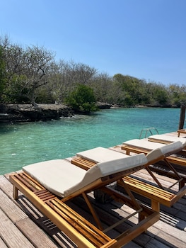 Bayside Island Escape,,3 star