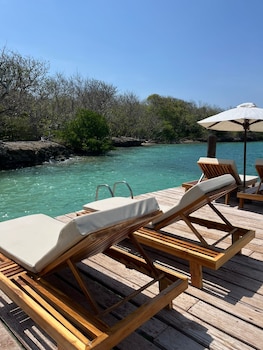 Bayside Island Escape,,3 star