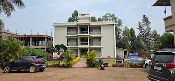 prince palace bhilar in village of books