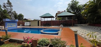 Prince Palace Bhilar In Village Of Books,,3 star