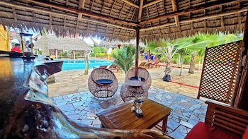 mimi na wewe bungalows hotel