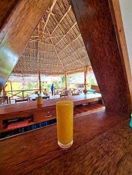 mimi na wewe bungalows hotel