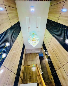 cecillia exclusive hotel and suites