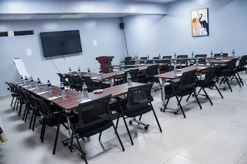 sebai luxury suites