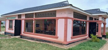 ngalula resort