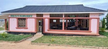 Ngalula Resort,Kanagoni,3 star