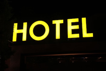 karaman hotel