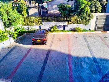 rivana hotel goba