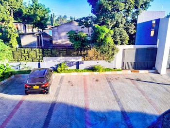 rivana hotel goba