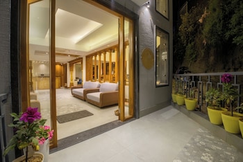 hotel ardmore hills