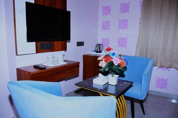 Foxoso Fiori Khatu Shyam,,3 star