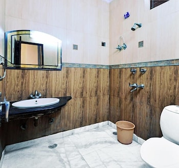 Hotel Shiva Intercontinental,,3 star