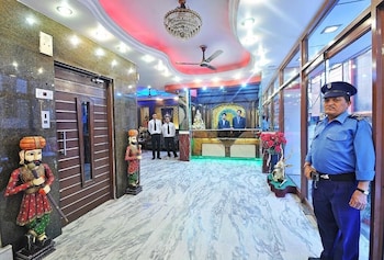 Hotel Shiva Intercontinental,,3 star