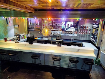 dorville hotel and suites
