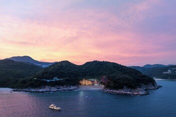 shenzhen songshan sensea mountain and resort