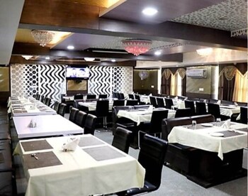 Hotel Tobo Retreat,Agra,,3 star