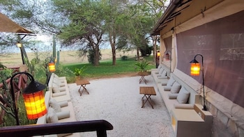 twiga lodge tiwi