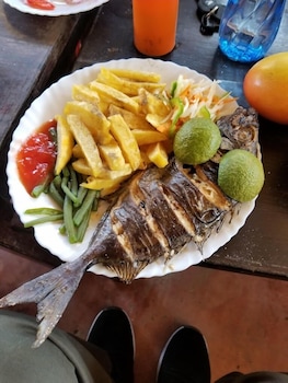 Twiga Lodge Tiwi,,3 star