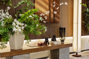Apollo Courtyard Hotel,,3 star