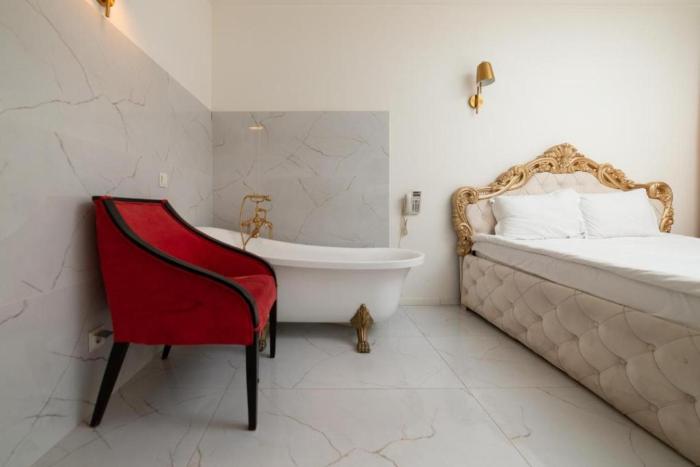 hotel gloria ks