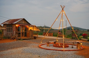 baannok at motakhian